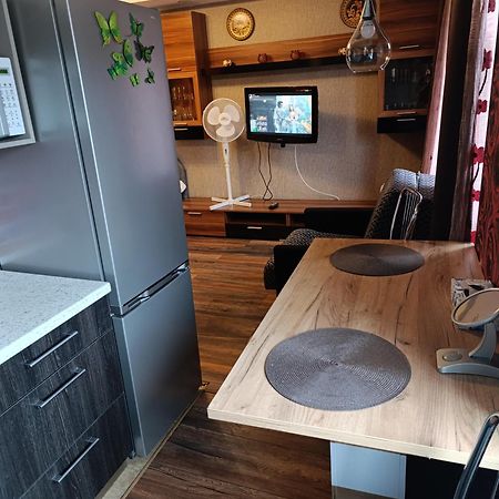 Margo-Apartament Ventspils Esterno foto